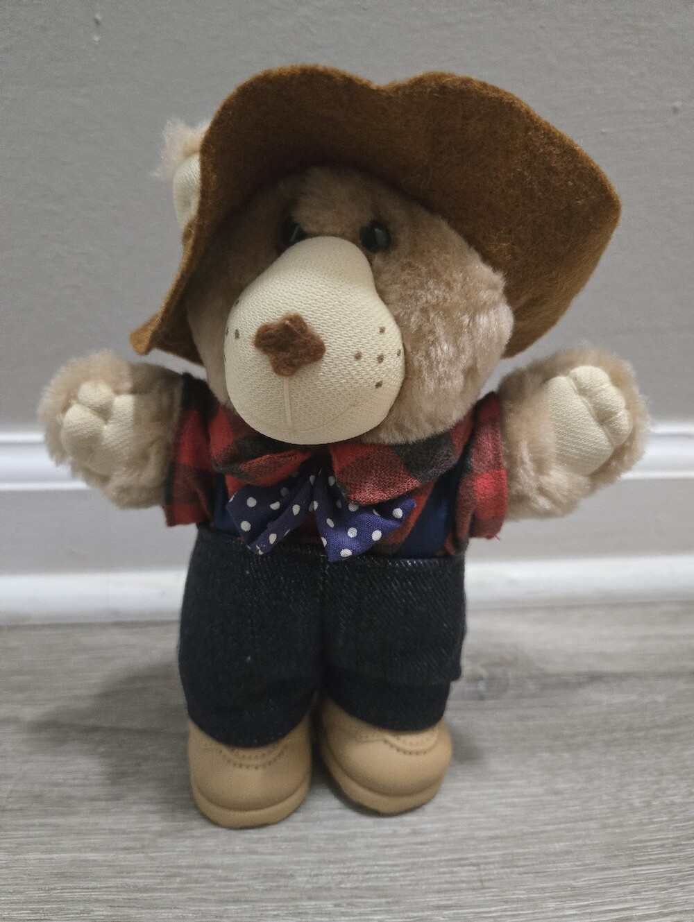 Vintage 1986 Wendy's Furskins Plush Bear "Farrell" Stuffed Animal Toy